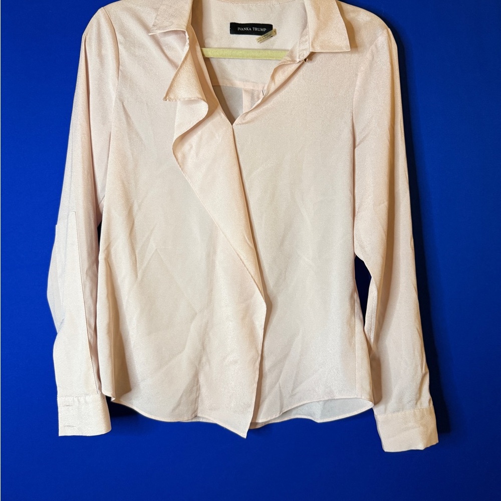 Ivanka Trump Light Pink Long Sleeve Blouse